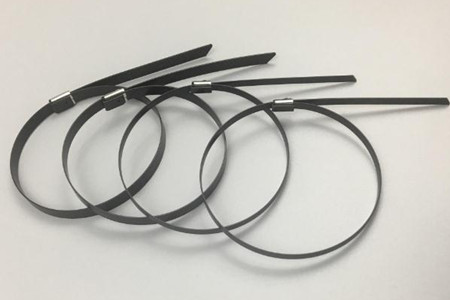 不銹鋼扎帶的優(yōu)點、使用方法和選型