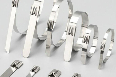 如何提高不銹鋼扎帶的捆扎效果?利用緊固工具!