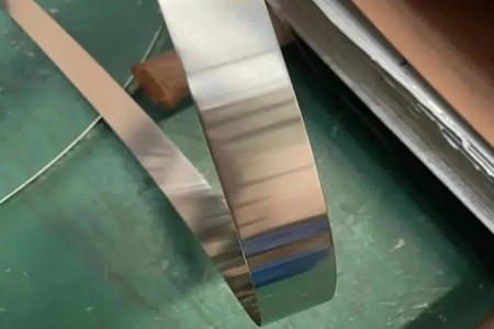 如何選擇一款合適的不銹鋼扎帶?建議和技巧!